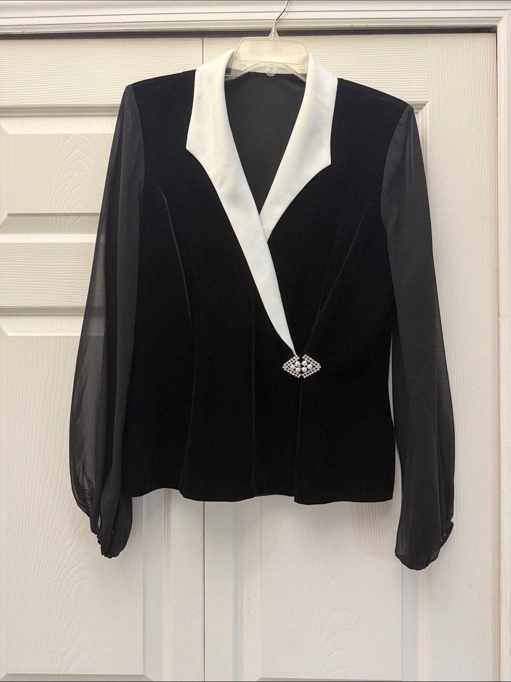 Alex Evenings Vintage 1990s Black Velvet White Lapel Sheer Sleeve Blouse/Jacket